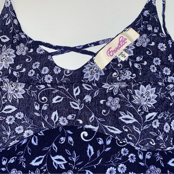 Francesca’s Collections | Emma Lee Blue Ruffled Floral Sleeveless Tank Top - Picture 6 of 8